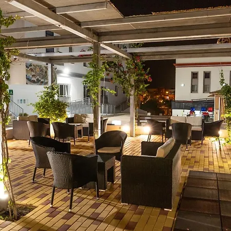 Inturjoven Hostel