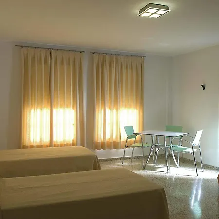 Inturjoven Hostel